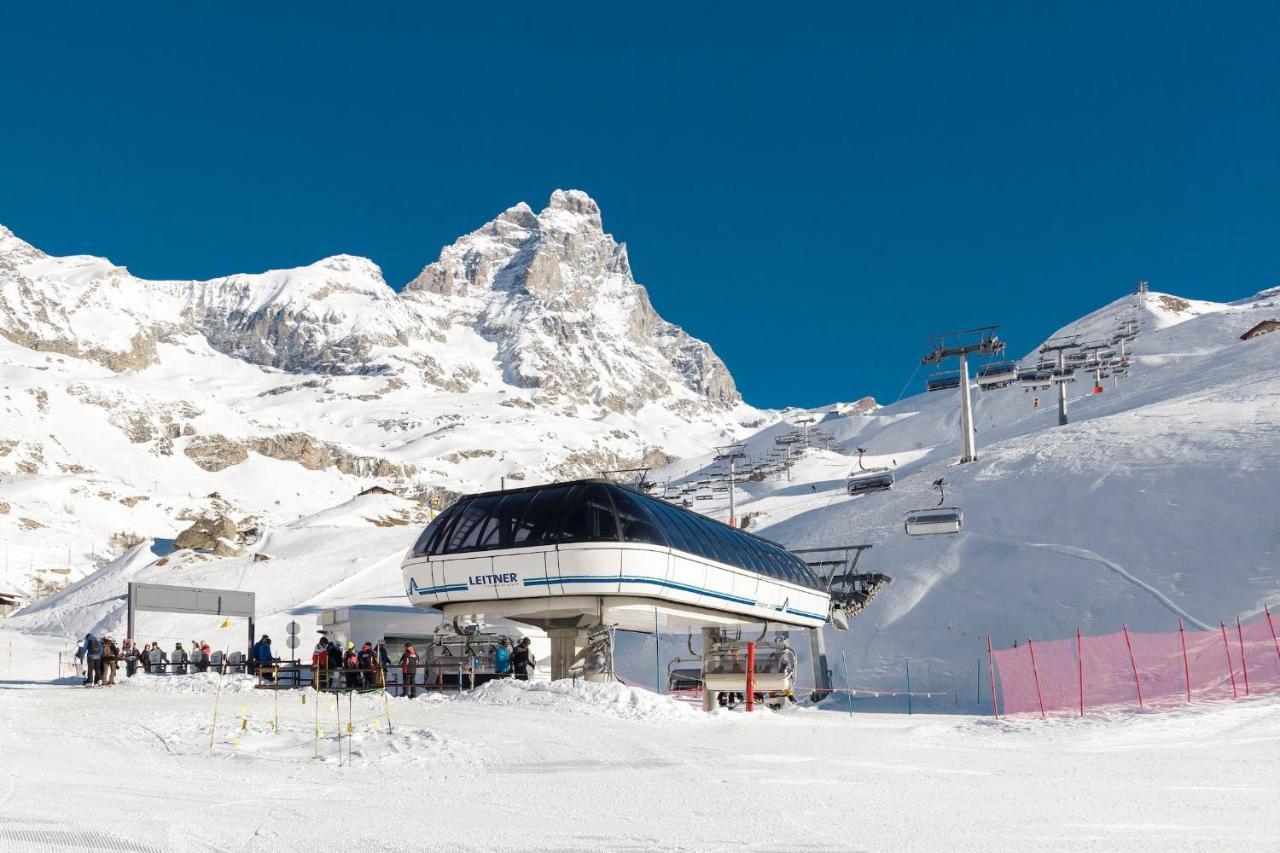 Hellochalet: The One - Luxe Alpine Retreat with Home Theatre & Spa Breuil-Cervinia Exterior photo