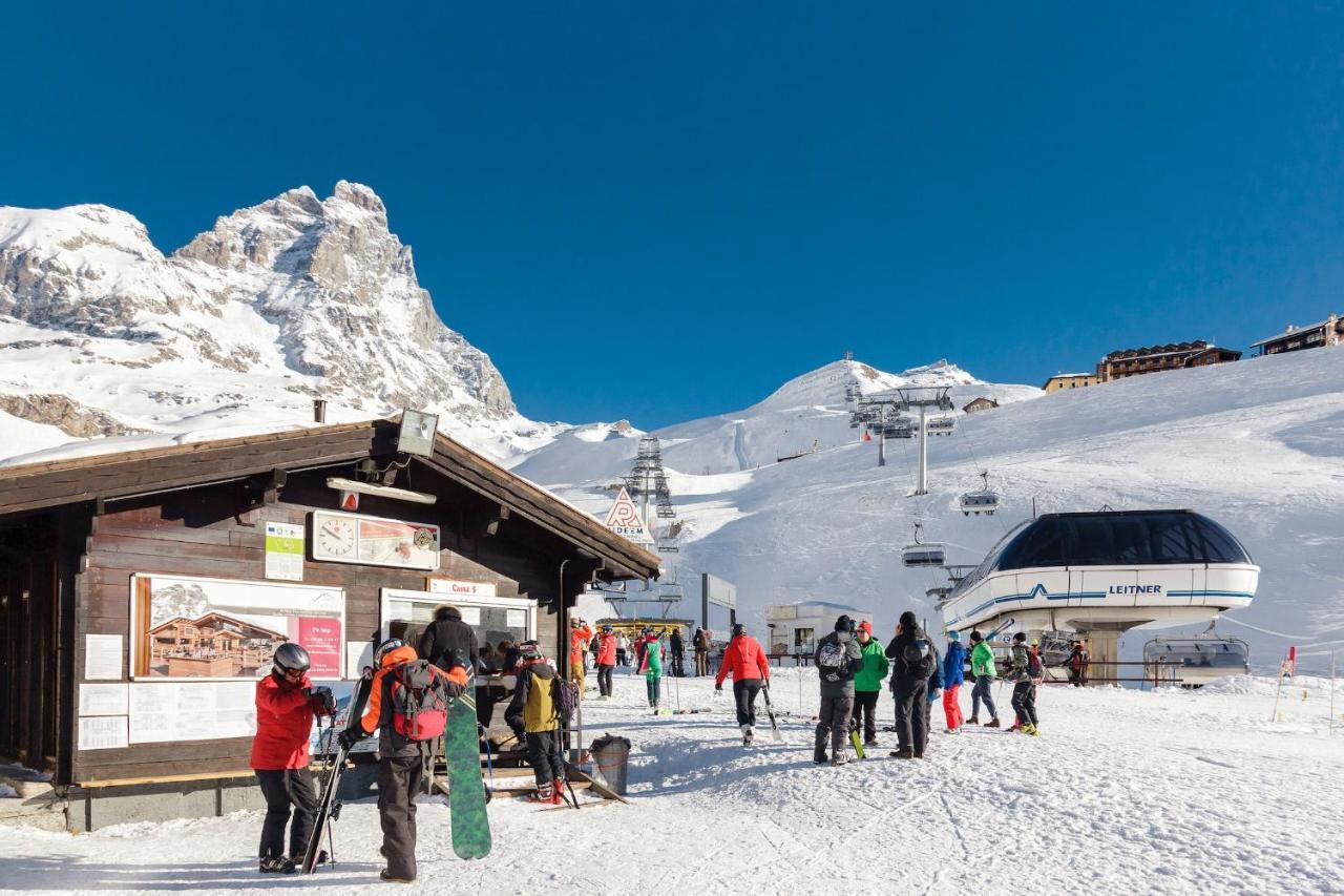 Hellochalet: The One - Luxe Alpine Retreat with Home Theatre & Spa Breuil-Cervinia Exterior photo